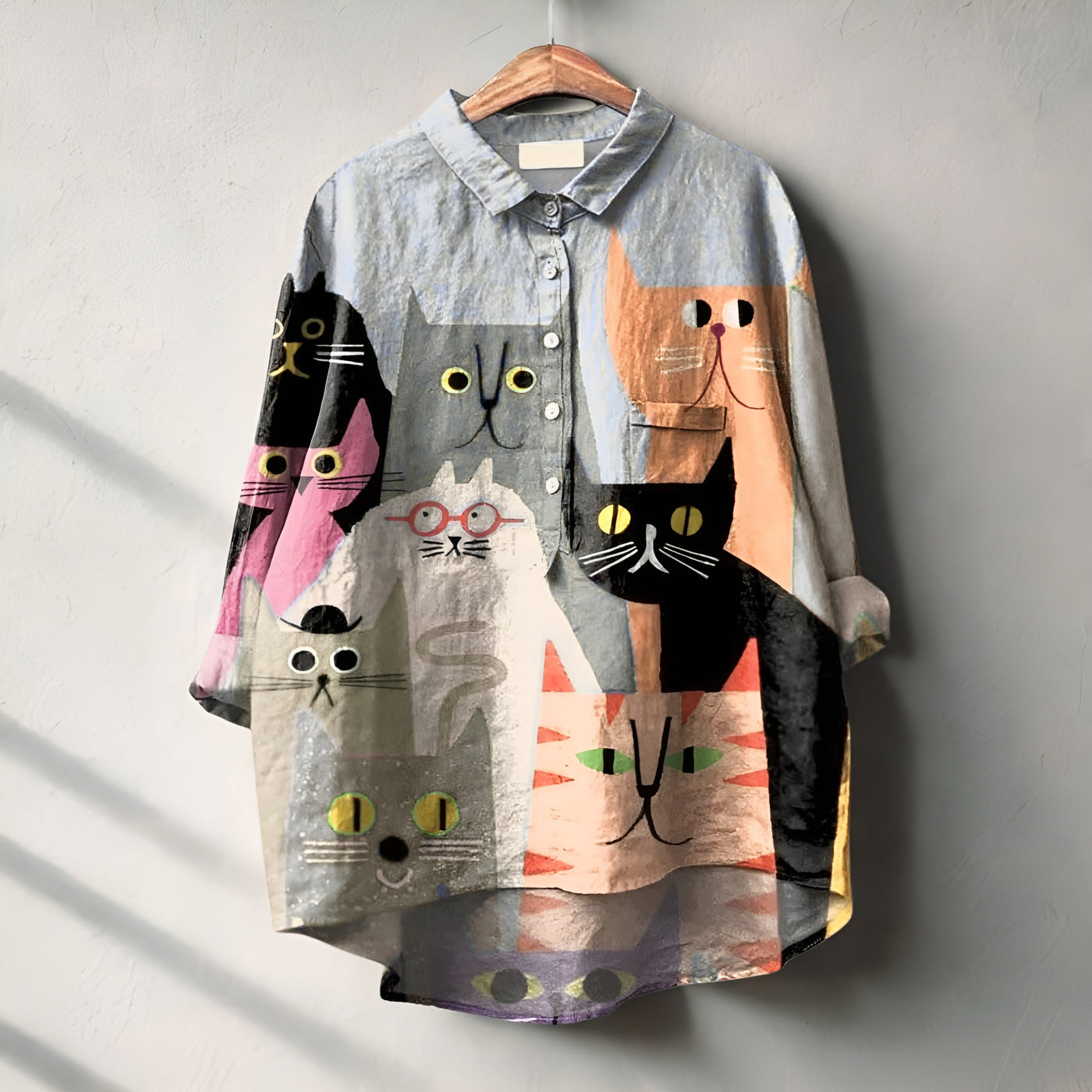 Lilia™ | Oversized Blouse with Character & Cat Charm