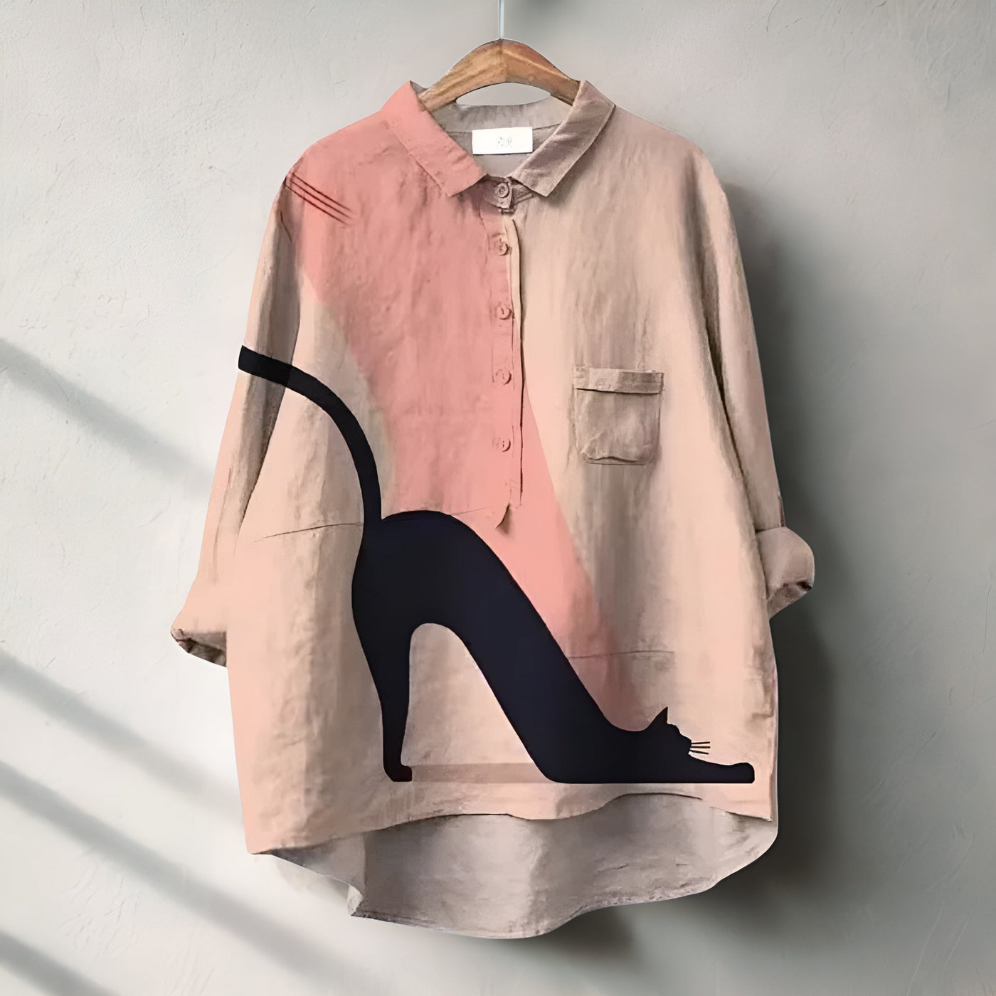 Lilia™ | Oversized Blouse with Character & Cat Charm