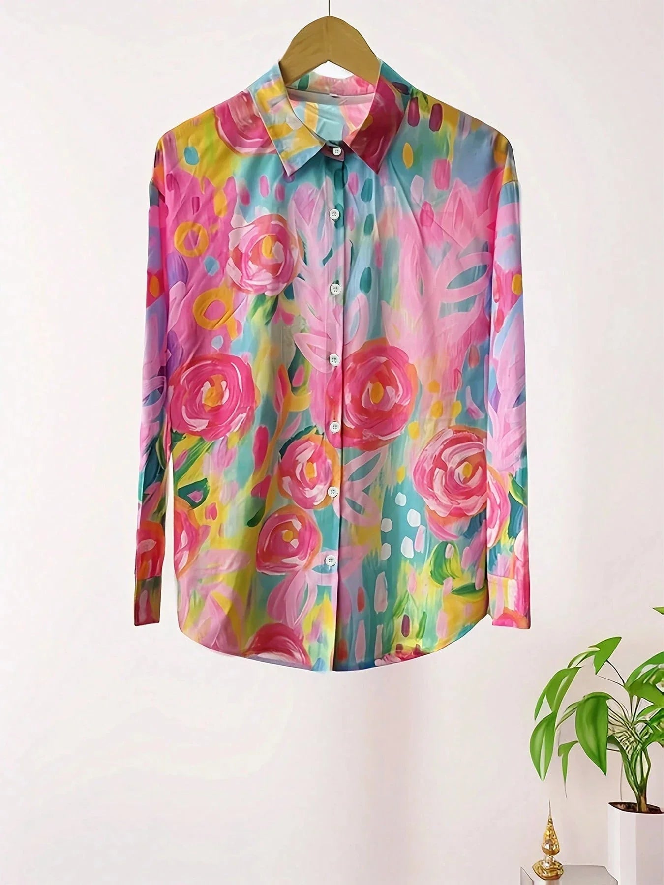 Annika | Colourful Blouse with Playful Print