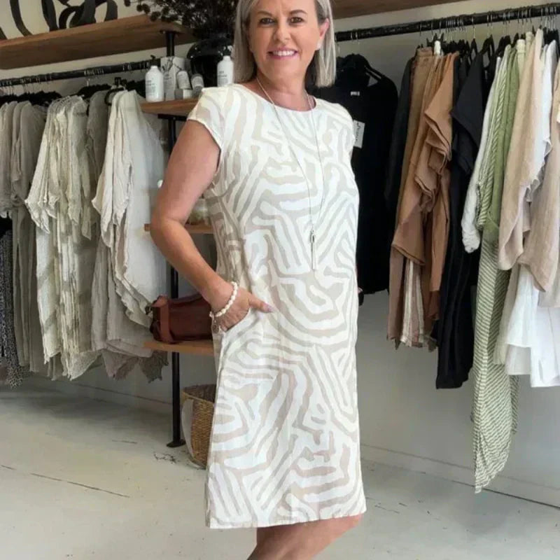 Ava™ | Timeless elegance in every movement