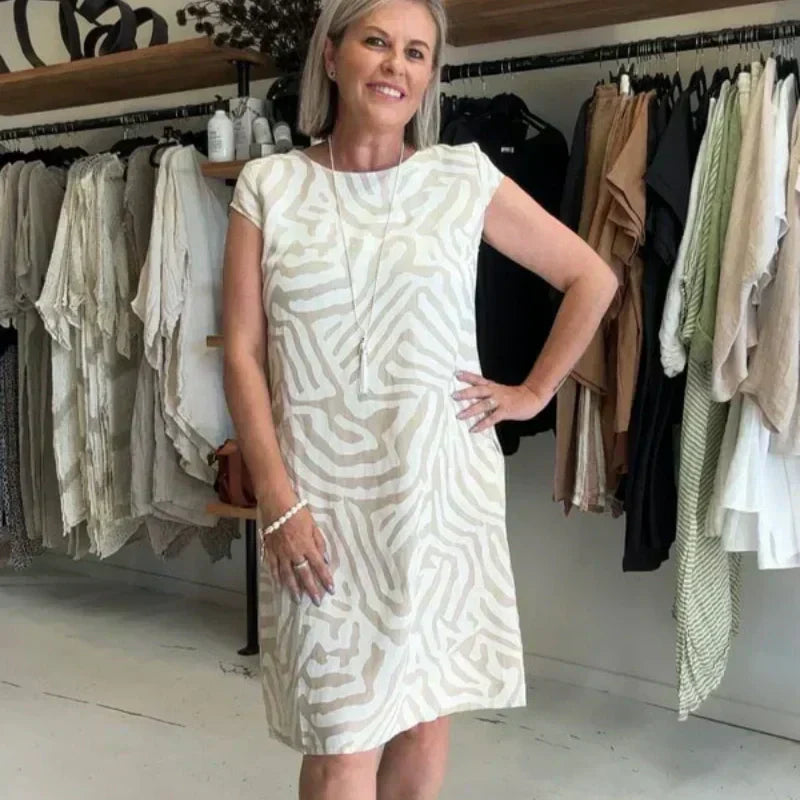 Ava™ | Timeless elegance in every movement