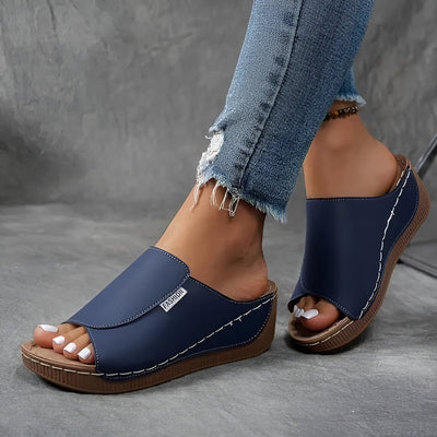 Jean™ – Comfortable orthopaedic sandals with a sleek design
